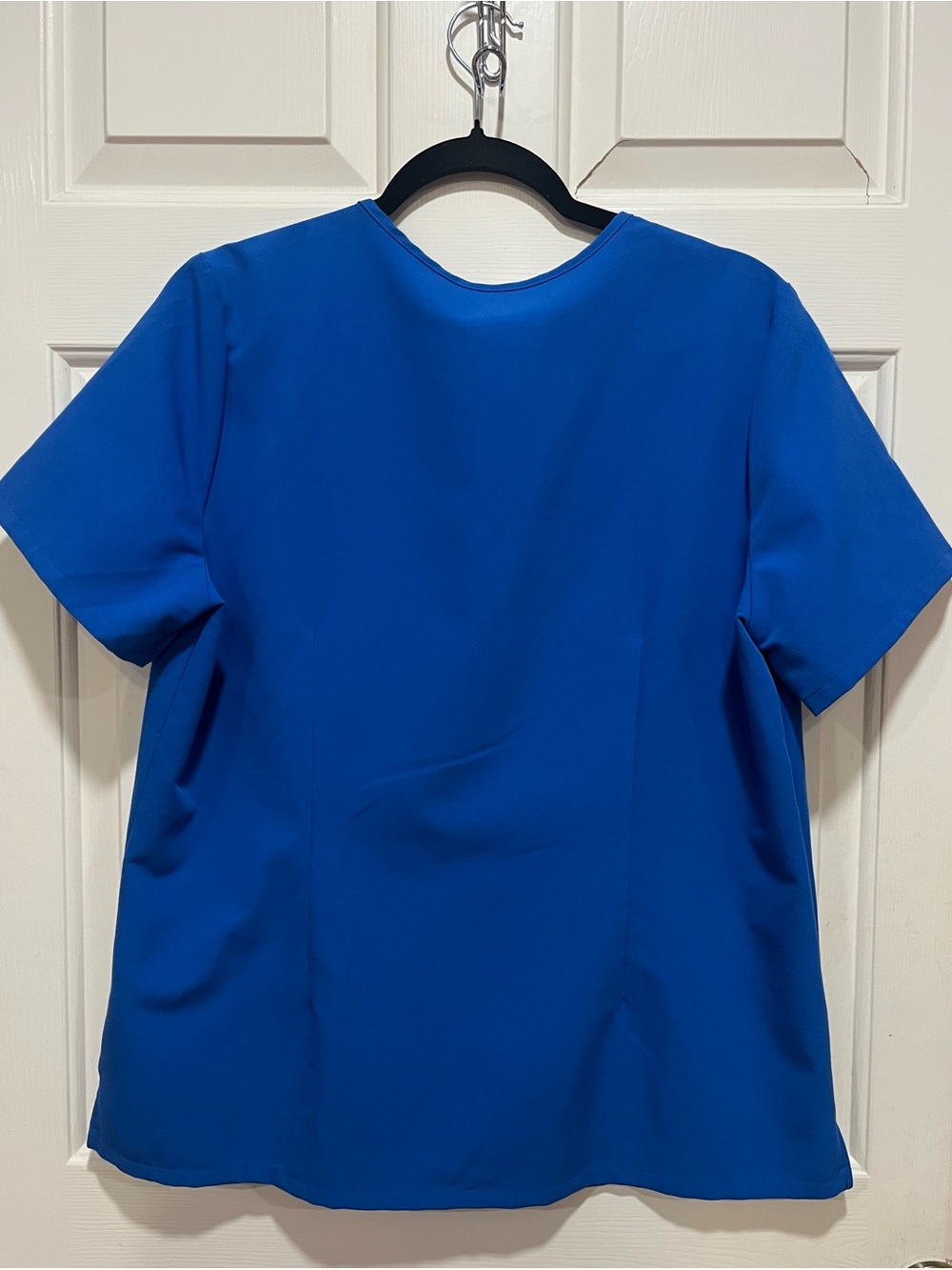 Figs Women’s Catarina Royal Blue ScrubTop in size LARGE - Picture 2 of 2